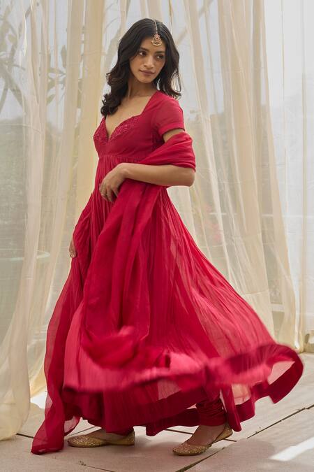 Buy_Rhua_Red Chanderi Embroidery V-neck Anarkali Set _Online_at_Aza_Fashions