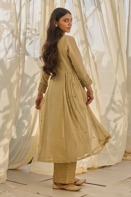 Shop Rhua Green Chanderi Embroidery Keyhole Neck Almond Anarkali Set at Aza Fashions Shop_Rhua_Green Chanderi Embroidery Keyhole Neck Almond Anarkali Set _at_Aza_Fashions