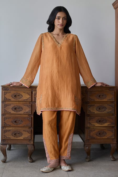 Rhua_Mustard Chanderi Metallic Thread, Mirrors V-neck Orange Kurta Set _at_Aza_Fashions
