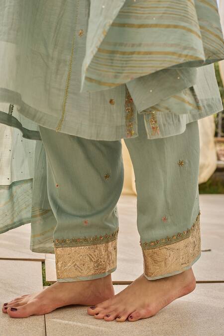 Rhua Blue Chanderi Mirrors Split V-neck Embroidered Kurta Set at Aza Fashions Rhua_Blue Chanderi Mirrors Split V-neck Embroidered Kurta Set _at_Aza_Fashions