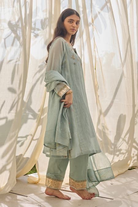 Shop Rhua Blue Chanderi Mirrors Split V-neck Embroidered Kurta Set at Aza Fashions Shop_Rhua_Blue Chanderi Mirrors Split V-neck Embroidered Kurta Set _at_Aza_Fashions