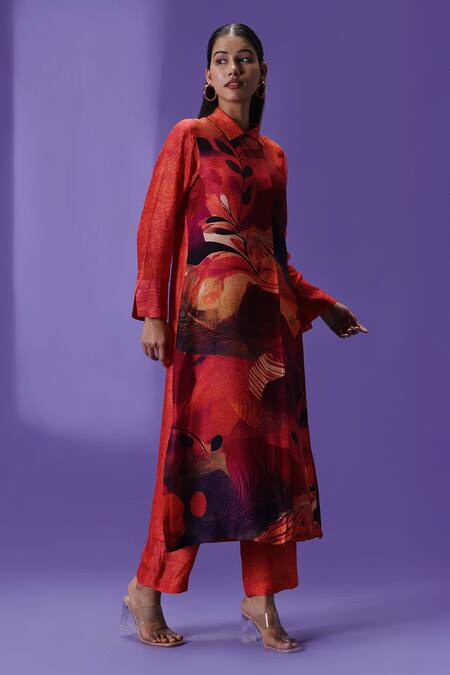 Label Radini Multi Color Silk Collared Printed Kurta Pant Set Online at Aza Fashions Label Radini_Multi Color Silk Collared Printed Kurta Pant Set _Online_at_Aza_Fashions