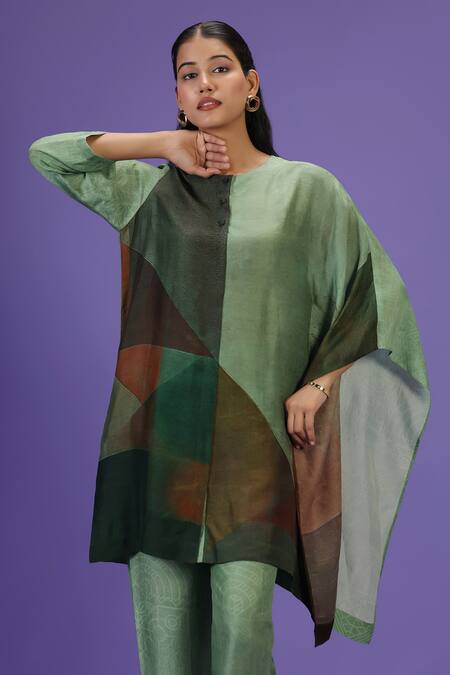 Label Radini Green Silk Round Neck Olive Poise Short Kaftan Set at Aza Fashions Label Radini_Green Silk Round Neck Olive Poise Short Kaftan Set _at_Aza_Fashions