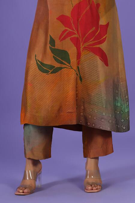 Buy_Label Radini_Multi Color Silk Collared Autumn Bloom Kurta Set _Online_at_Aza_Fashions