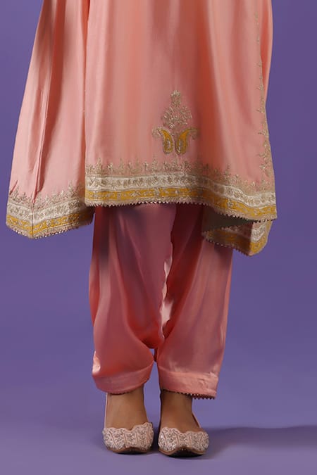 Label Radini_Peach Chanderi Embroidery Split V-neck Kashmiri Tilla Choga Kurta With Salwar _Online_at_Aza_Fashions
