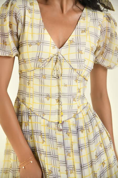 Shop Baise Gaba Beige Chiffon V-neck Cloudwalk Fit And Flare Dress Shop_Baise Gaba_Beige Chiffon V-neck Cloudwalk Fit And Flare Dress