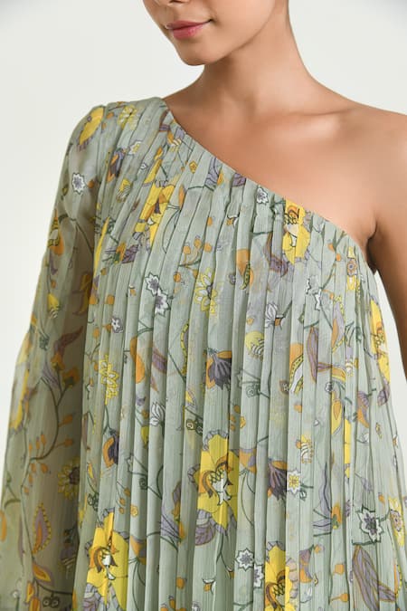 Baise Gaba Green Chiffon One Shoulder Floral Midi Dress at Aza Fashions Baise Gaba_Green Chiffon One Shoulder Floral Midi Dress _at_Aza_Fashions