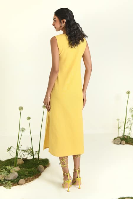 Shop Baise Gaba Yellow Cotton, Linen Embroidery V-neck Sunshine Midi Dress at Aza Fashions Shop_Baise Gaba_Yellow Cotton, Linen Embroidery V-neck Sunshine Midi Dress _at_Aza_Fashions