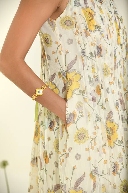 Baise Gaba_Beige Chiffon Round Neck Floral Print Fit And Flare Maxi Dress _at_Aza_Fashions