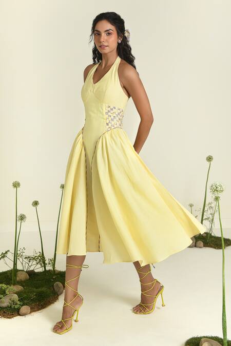 Buy Baise Gaba Yellow Cotton, Linen Halter Neck Buttercup Midi Dress Online at Aza Fashions Buy_Baise Gaba_Yellow Cotton, Linen Halter Neck Buttercup Midi Dress _Online_at_Aza_Fashions