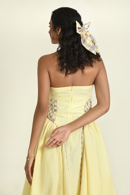 Shop Baise Gaba Yellow Cotton, Linen Halter Neck Buttercup Midi Dress at Aza Fashions Shop_Baise Gaba_Yellow Cotton, Linen Halter Neck Buttercup Midi Dress _at_Aza_Fashions