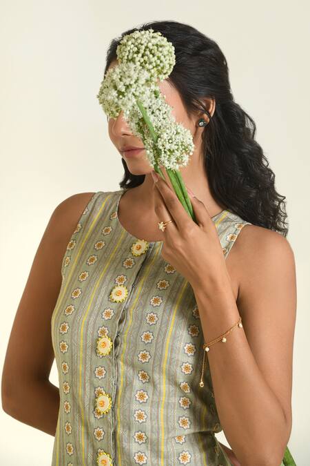 Baise Gaba_Green Cotton Round Neck Daisy Midi Dress _Online_at_Aza_Fashions