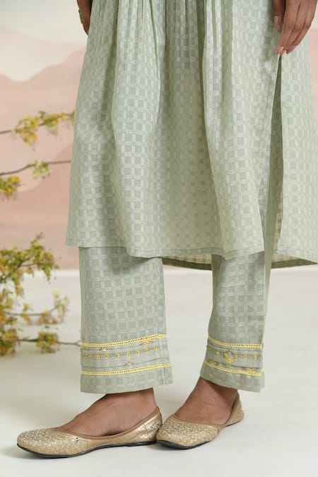 Baise Gaba Green Cotton Embroidery Round Neck Fiora Kurta Set at Aza Fashions Baise Gaba_Green Cotton Embroidery Round Neck Fiora Kurta Set _at_Aza_Fashions