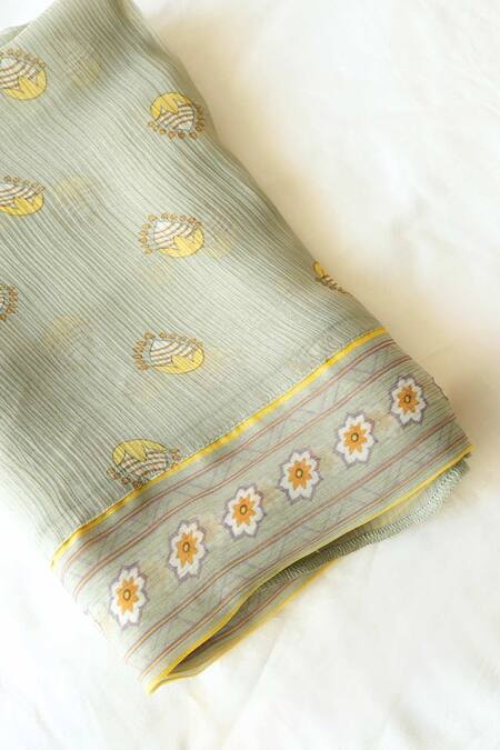 Baise Gaba Green Chiffon Azalea Printed Saree With Blouse Fabric Online at Aza Fashions Baise Gaba_Green Chiffon Azalea Printed Saree With Blouse Fabric _Online_at_Aza_Fashions