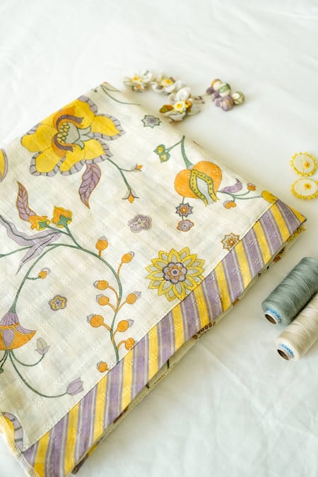 Buy_Baise Gaba_Beige Bloomline Saree With Unstitched Blouse Fabric 