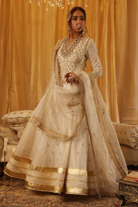 Shop_Aditi Gupta_Ivory Chanderi Silk Embroidery Split V-neck Anarkali Set _Online_at_Aza_Fashions