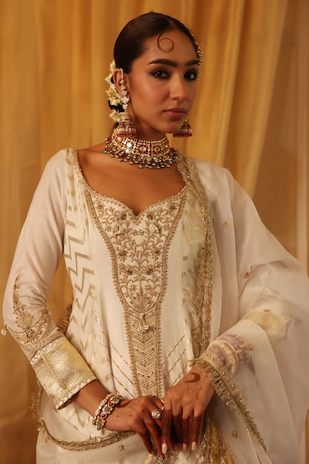 Aditi Gupta_Ivory Chanderi Silk Embroidery Round Neck Anarkali Set _Online_at_Aza_Fashions