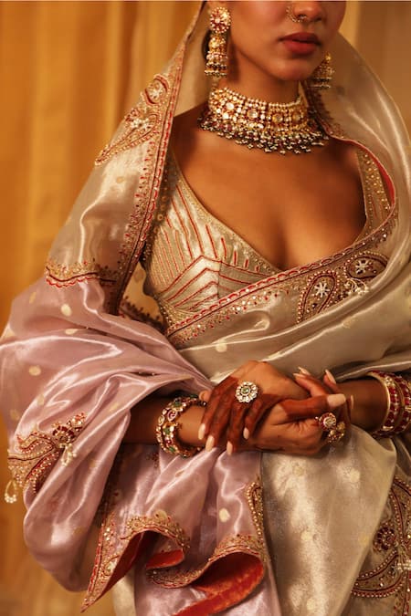 Shop_Aditi Gupta_Ivory Silk, Tissue Embroidery, Beads, Sequins V-neck Zari Saree Set _Online_at_Aza_Fashions