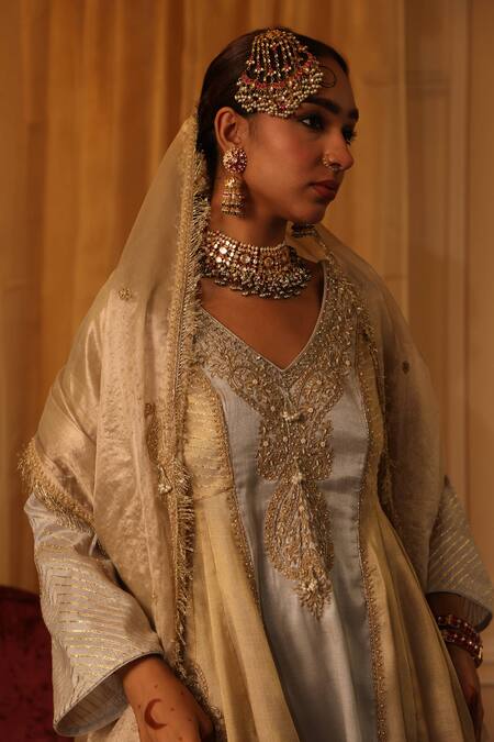 Aditi Gupta_Silver Cotton, Tissue Embroidery V-neck Designer And Gold Kurta Set _Online_at_Aza_Fashions