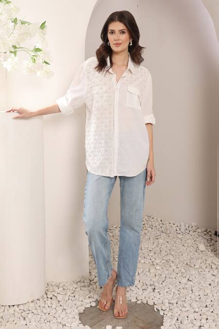 Saaj By Ankita_White Cotton Embroidery Collared Ivory Glint Shirt _Online_at_Aza_Fashions