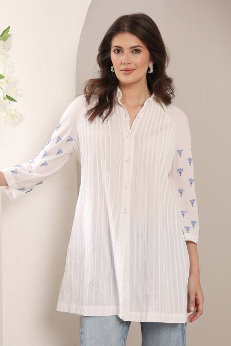 Saaj By Ankita_White Cotton Embroidery Collared Shirt _Online_at_Aza_Fashions