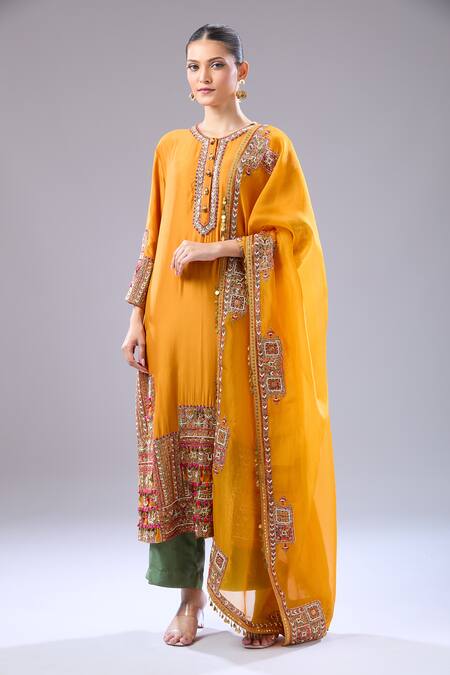 Shop Debyani + CO Orange Silk Embroidery Round Neck Kurta Set With Dupatta Shop_Debyani + CO_Orange Silk Embroidery Round Neck Kurta Set With Dupatta