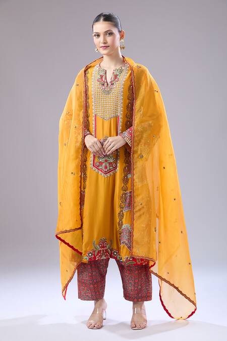 Debyani + CO Orange Silk Embroidery Round Neck Suraj Zig Zag Kurta Set Online at Aza Fashions Debyani + CO_Orange Silk Embroidery Round Neck Suraj Zig Zag Kurta Set _Online_at_Aza_Fashions