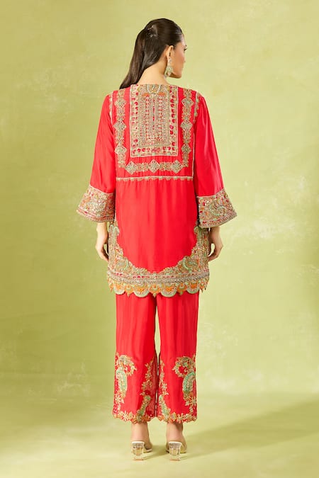 Shop Debyani + CO Red Silk Embroidery Round Neck Kurta Set at Aza Fashions Shop_Debyani + CO_Red Silk Embroidery Round Neck Kurta Set _at_Aza_Fashions
