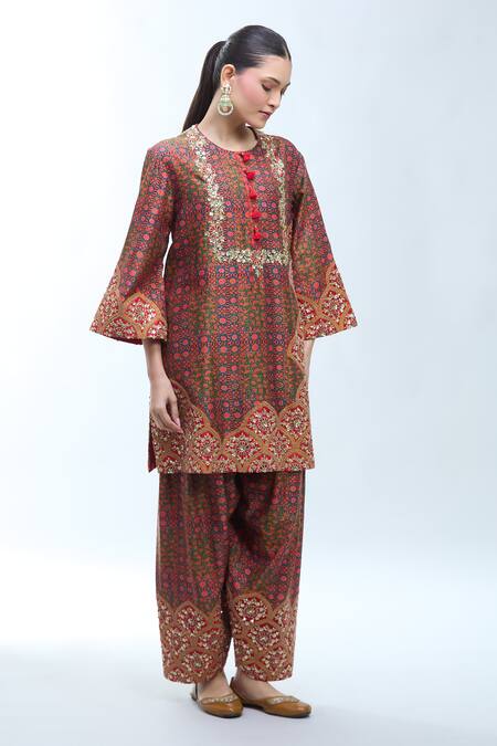 Shop Debyani + CO Multi Color Silk Sequins, Embroidery Round Neck Floral Print Kurta Set Online at Aza Fashions Shop_Debyani + CO_Multi Color Silk Sequins, Embroidery Round Neck Floral Print Kurta Set _Online_at_Aza_Fashions