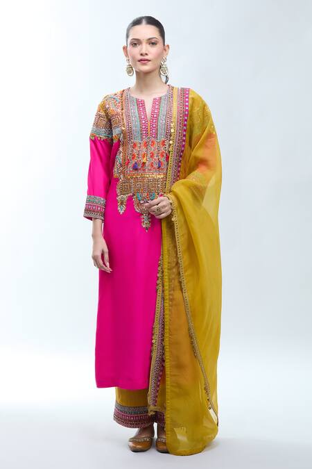 Debyani + CO Pink Silk Embroidery, Zari Round Neck Zardozi Kurta Set Online at Aza Fashions Debyani + CO_Pink Silk Embroidery, Zari Round Neck Zardozi Kurta Set _Online_at_Aza_Fashions