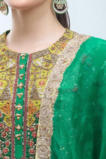 Shop Debyani + CO Green Silk, Organza Embroidery Round Neck Floral Kurta Set Shop_Debyani + CO_Green Silk, Organza Embroidery Round Neck Floral Kurta Set