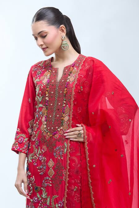 Buy_Debyani + CO_Red Silk Embroidery Round Neck Resham Kurta Set _Online_at_Aza_Fashions