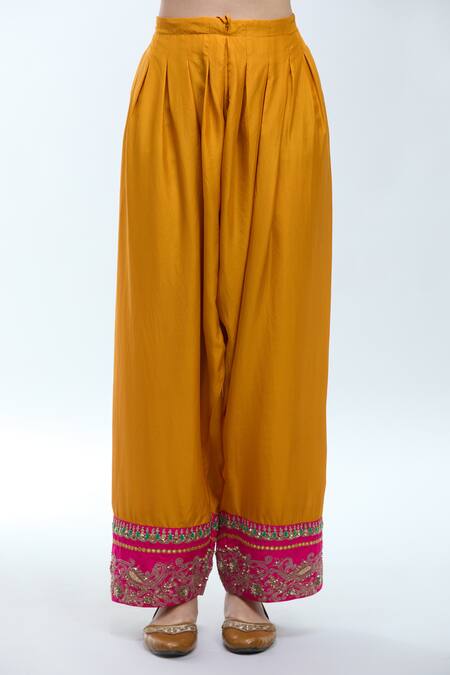 Buy Debyani + CO Mustard Silk, Chiffon Embroidery, Zari, Sequins Round Neck, Thread Kurta Set Buy_Debyani + CO_Mustard Silk, Chiffon Embroidery, Zari, Sequins Round Neck, Thread Kurta Set