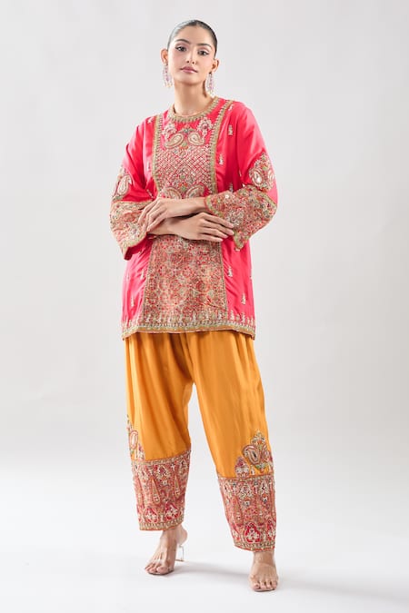 Buy Debyani + CO Pink Silk Zari, Embroidery Round Neck Zardozi Kurta With Salwar Buy_Debyani + CO_Pink Silk Zari, Embroidery Round Neck Zardozi Kurta With Salwar