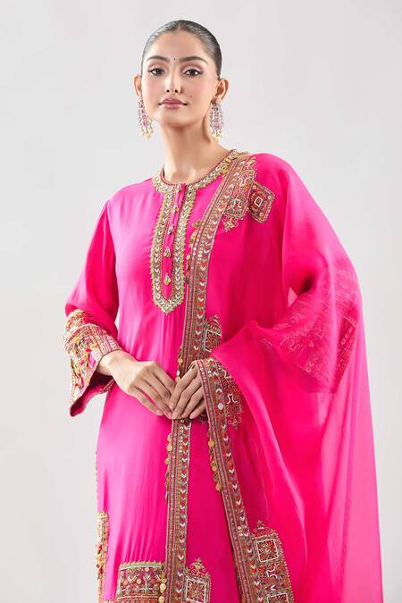Debyani + CO Pink Silk Beads, Embroidery Round Neck Kurta Pant Set Online at Aza Fashions Debyani + CO_Pink Silk Beads, Embroidery Round Neck Kurta Pant Set _Online_at_Aza_Fashions