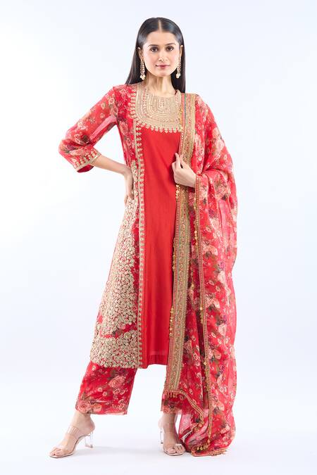 Buy_Debyani + CO_Red Silk Embroidery Round Neck Kurta Set With Dupatta 