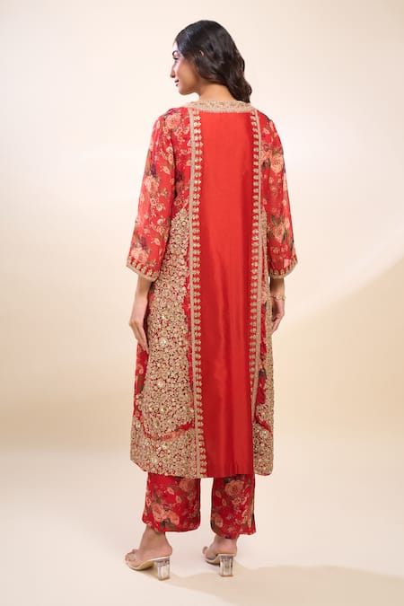 Debyani + CO Chota Gulab Kurta Set With Polka Dupatta 