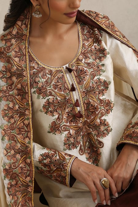 Wazir C_Brown Silk, Organza Tassels, Embroidery Round Neck Nargis Lehenga Set _at_Aza_Fashions