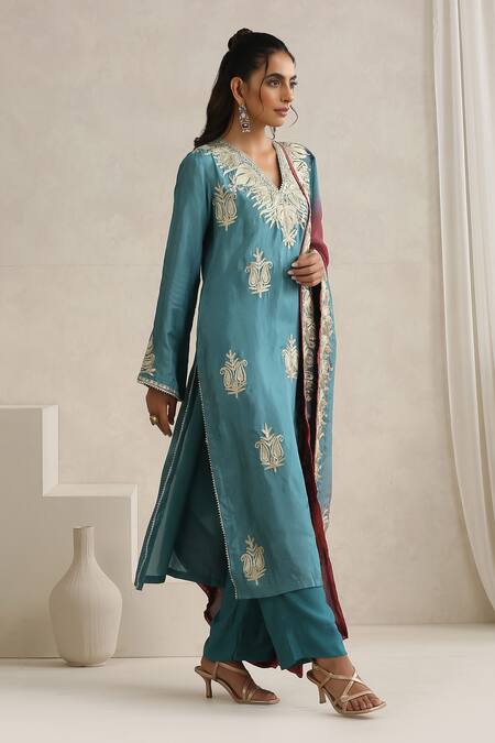 Buy_Wazir C_Blue Silk, Cotton, Organza Embroidery, Zari V-neck Nargis Kurta Set_Online_at_Aza_Fashions