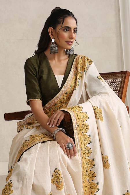 Buy Wazir C Green Silk Embroidery V-neck Nargis And Off White Aari Work Saree Set Online at Aza Fashions Buy_Wazir C_Green Silk Embroidery V-neck Nargis And Off White Aari Work Saree Set _Online_at_Aza_Fashions