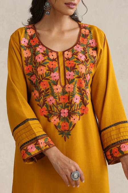 Shop_Wazir C_Mustard Cotton Embroidery Round Neck Nargis Kurta Set_Online_at_Aza_Fashions