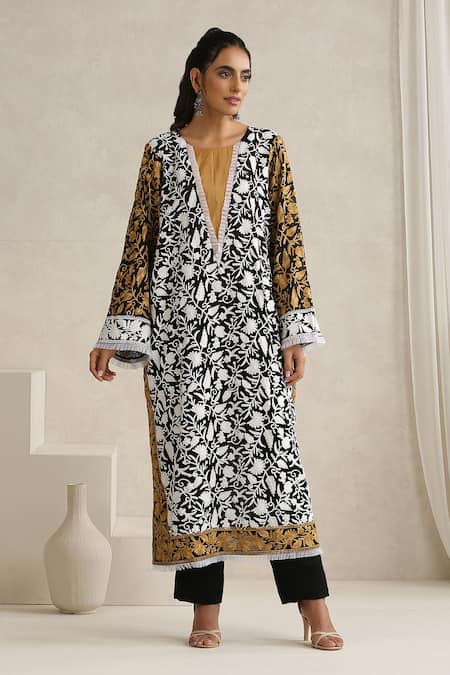 Shop_Wazir C_Black Georgette, Silk Embroidery Round Neck Kashmiri Aari Kurta Set _Online_at_Aza_Fashions