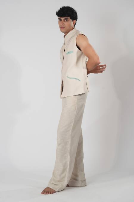 Orthodox_Beige Cotton Embroidery Designer Aari Zardozi Bundi_Online_at_Aza_Fashions