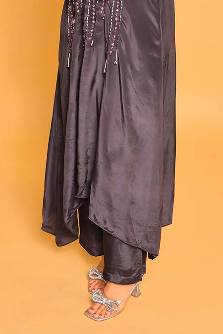 Myra Clothing Line_Gray Crepe Embroidery Round Neck Grey Kurta Set _Online_at_Aza_Fashions