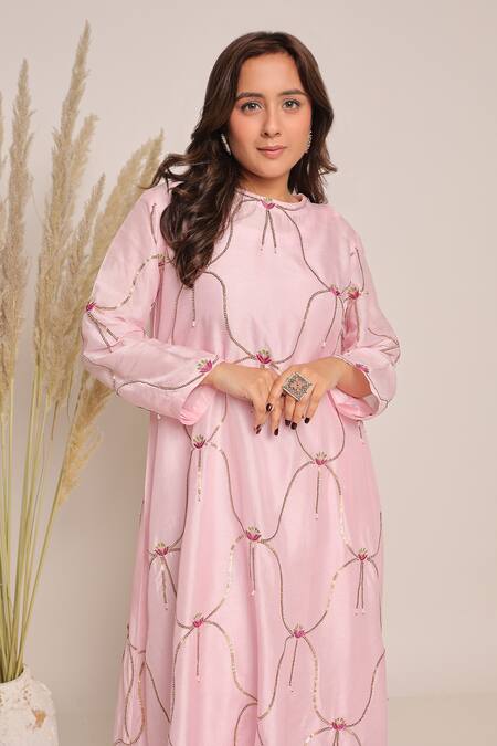 Shop_Myra Clothing Line_Pink Cotton Embroidery Round Neck Slub Straight Kurta Set _Online_at_Aza_Fashions