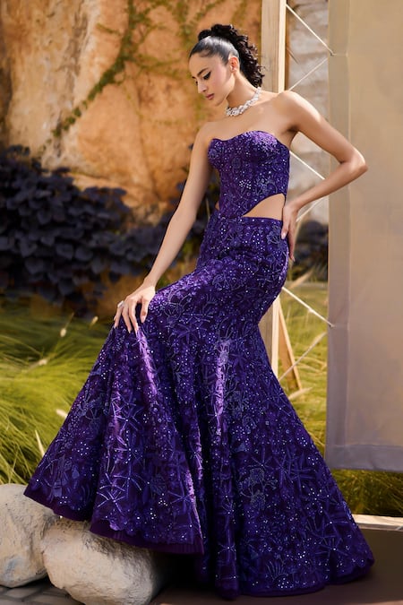 Buy Mishru Purple Tulle Sequins, Beads, Embroidery Sweetheart Neck Fusion Lehenga Set Buy_Mishru_Purple Tulle Sequins, Beads, Embroidery Sweetheart Neck Fusion Lehenga Set