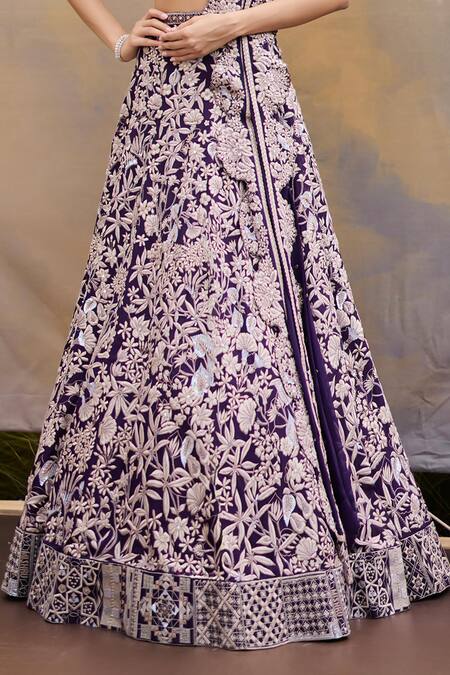 Mishru_Purple Organza Embroidery Plunge Neck Caradonna Designer Lehenga Set _Online_at_Aza_Fashions
