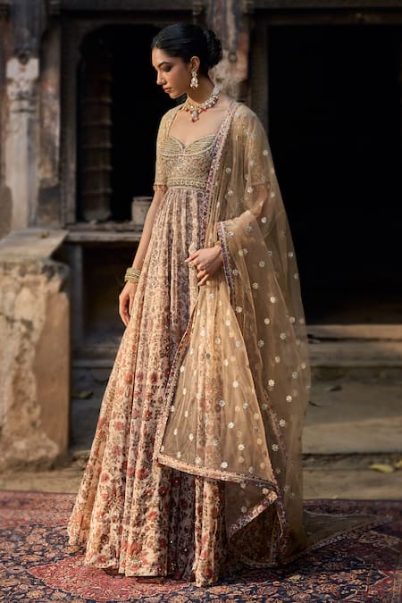 Cedar & Pine Beige Organza, Tulle Embroidery, Sequins Sweetheart Neck Floral Anarkali Set Online at Aza Fashions Cedar & Pine_Beige Organza, Tulle Embroidery, Sequins Sweetheart Neck Floral Anarkali Set _Online_at_Aza_Fashions