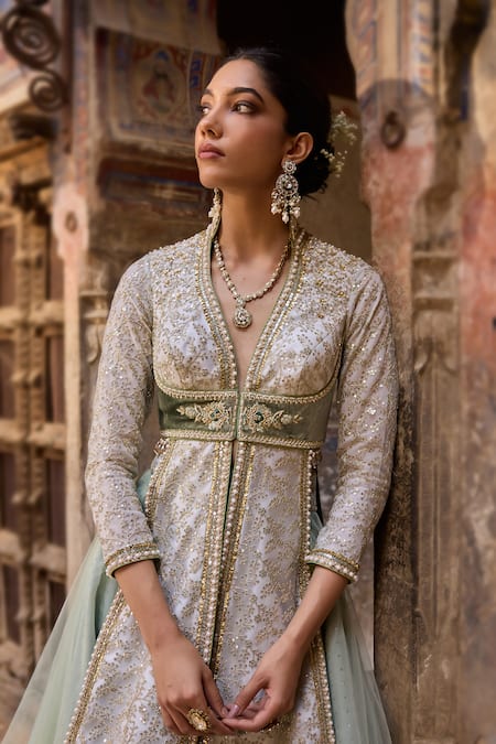 Buy_Cedar & Pine_Green Organza, Tulle Sequins, Embroidery V-neck And Fusion Lehenga Set _Online_at_Aza_Fashions