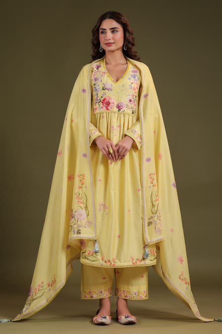 Shop_Label Niti Bothra_Yellow Silk, Chanderi Embroidery Noor Butti Dupatta _at_Aza_Fashions